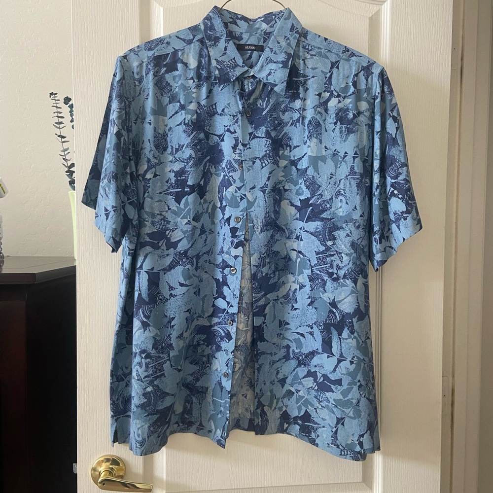 Short sleeve men’s shirt